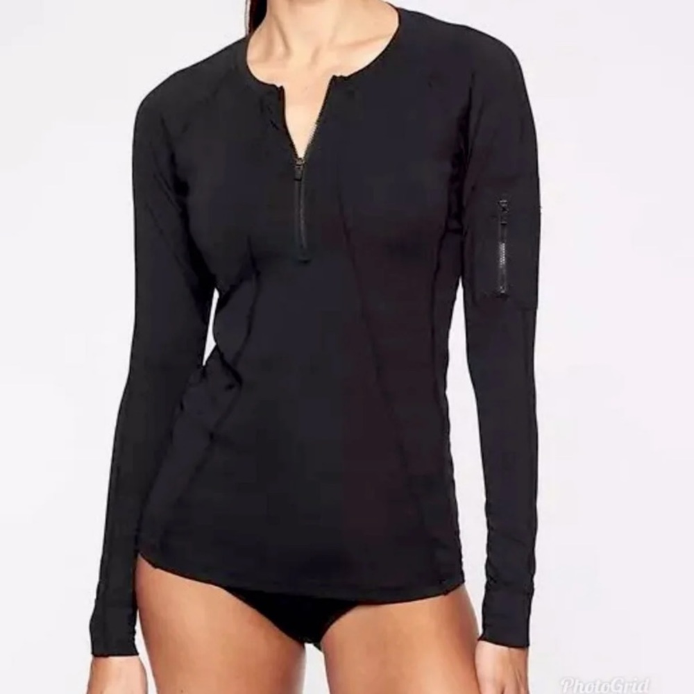 Athleta Pacifica Black Original Rash Guard top S